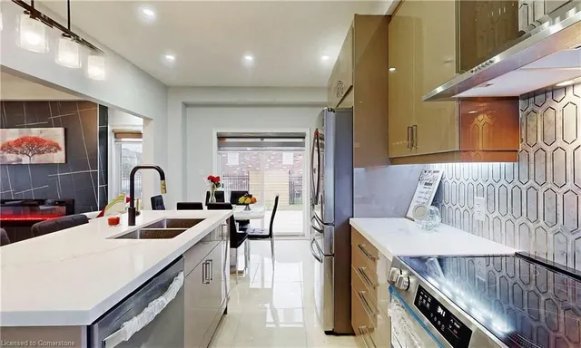 Additional image 4 of 85 Eaglecrest St