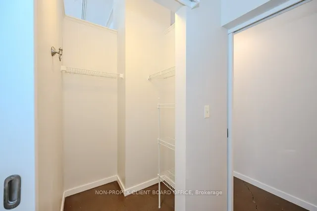 Additional image 34 of 410 King St Unit 220