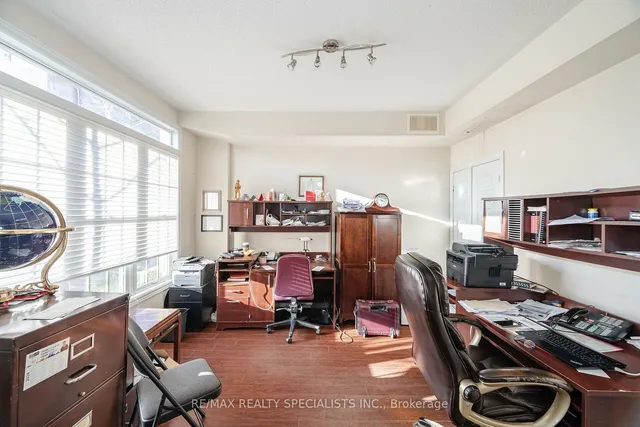 Additional image 6 of 3062 Lake Shore Blvd Unit 7