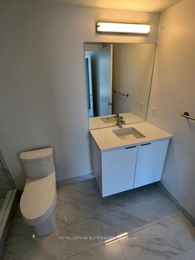 Additional image 25 of 158 Front St Unit 810