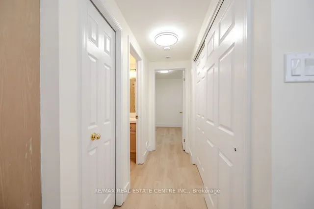 Additional image 19 of 50 Howe Dr Unit 3D