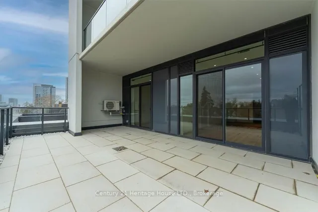 Additional image 10 of 741 King St Unit 301