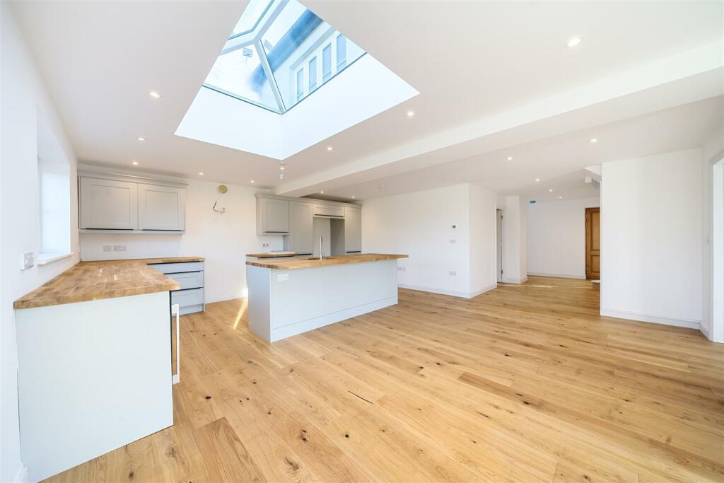 Additional image 3 of South Barrow, Yeovil, Somerset