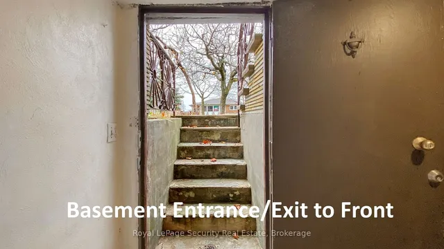 Additional image 33 of 59 Roseglen Cres