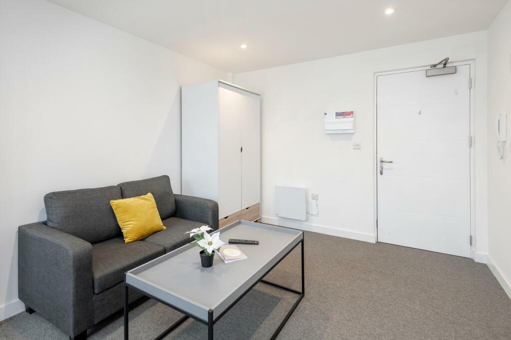 Additional image 9 of Banglo House, Lower Bristol Road