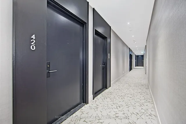 Additional image 3 of 270 Dufferin St Unit 420