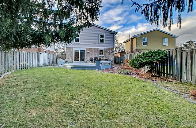 Additional image 39 of 218 Goldhawk Tr