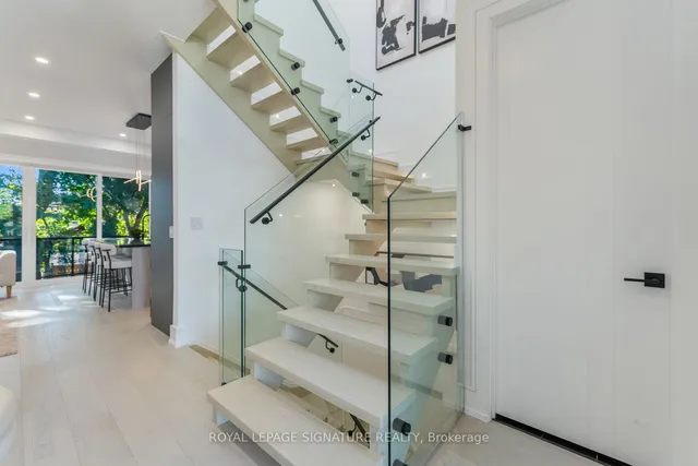 Additional image 22 of 5 Holborne Ave