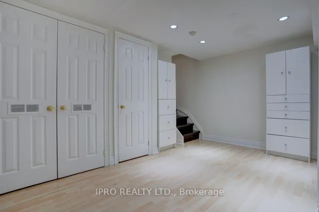 Additional image 29 of 16 B Leaside Park Dr Unit 47