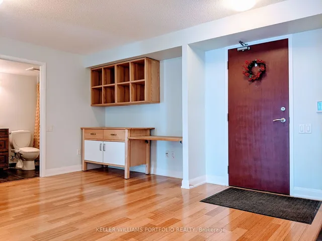 Additional image 8 of 2181 Yonge St Unit 709