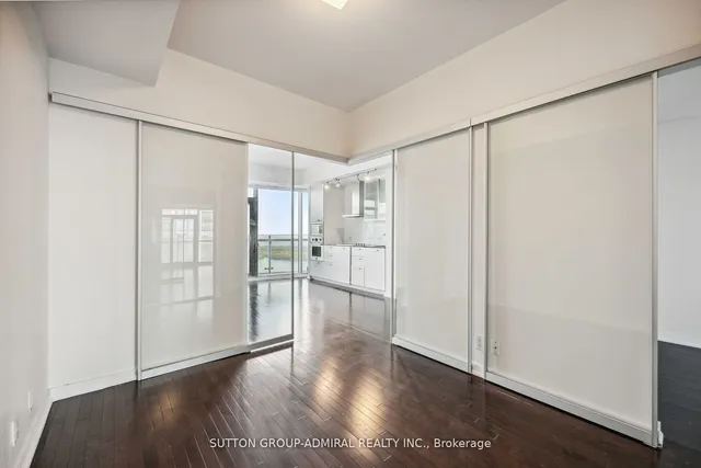 Additional image 8 of 14 York St Unit 4704