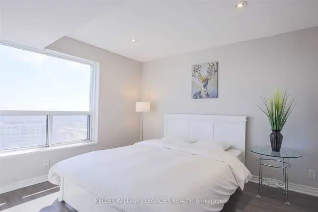 Additional image 9 of 36 Lee Centre Dr Unit 3505