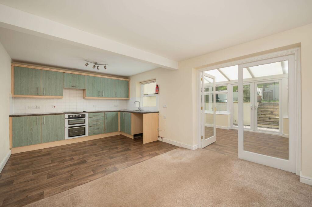 Additional image 3 of Shoscombe