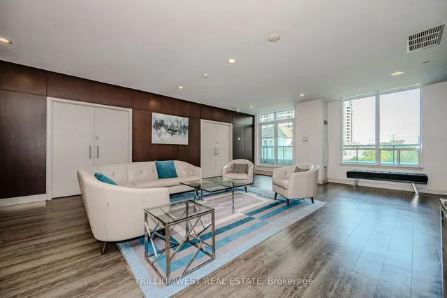 Additional image 29 of 17 Barberry Pl Unit 2111