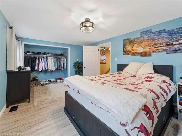 Additional image 26 of 84 Scenic Wood Cres