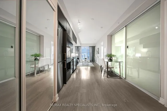 Additional image 8 of 181 Dundas St Unit 4909