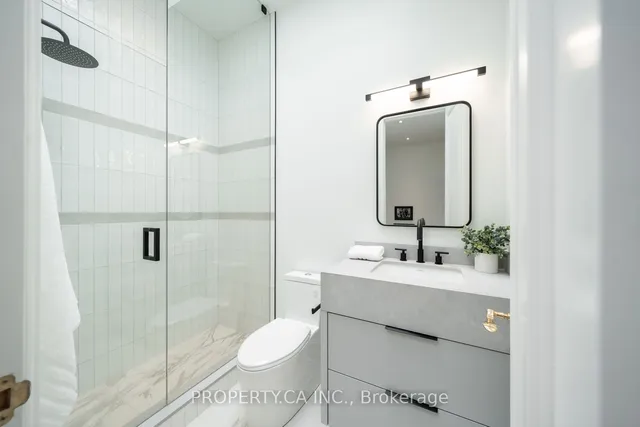 Additional image 17 of 43 Bernard Ave