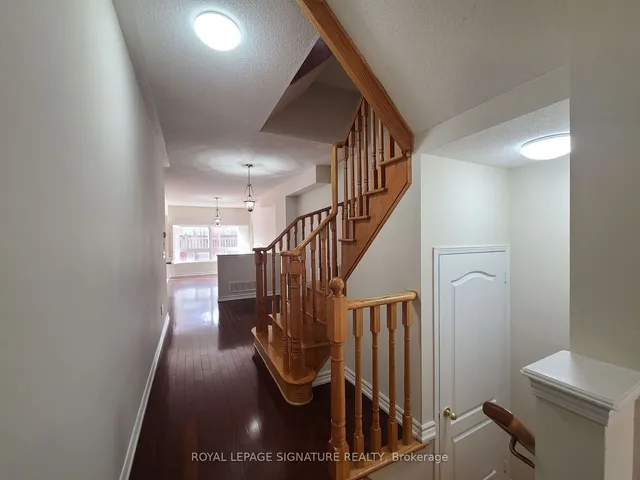 Additional image 10 of 54 Wyper Sq