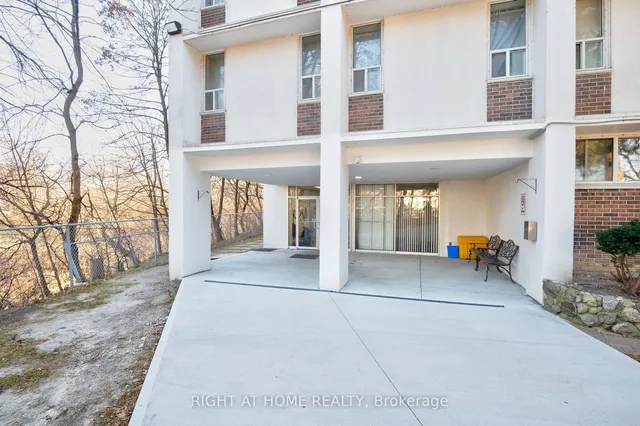 Additional image 30 of 2245 Eglinton Ave Unit 207