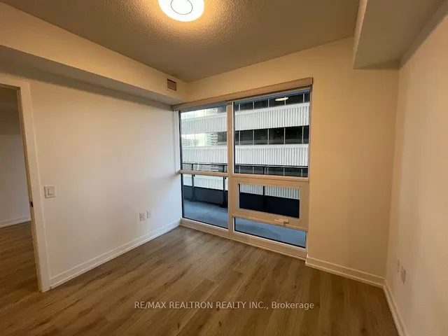 Additional image 13 of 395 Bloor St Unit 1304