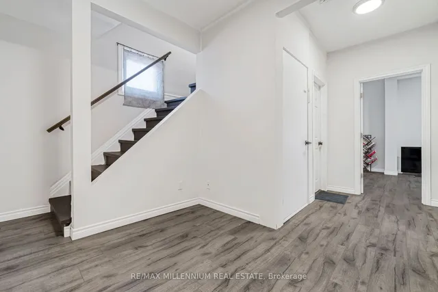 Additional image 17 of 285 BORDEN Ave