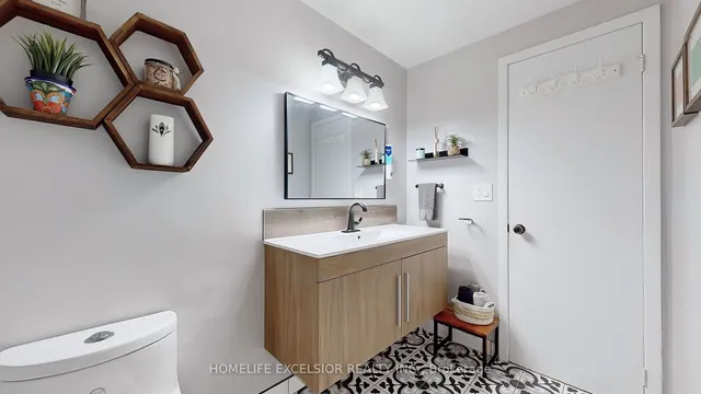 Additional image 22 of 431 Military Tr Unit 7