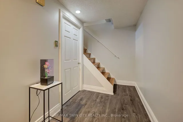 Additional image 19 of 555 Westheights Dr