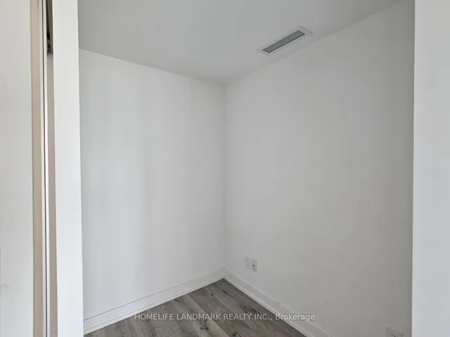 Additional image 12 of 161 Roehampton Ave Unit 1502