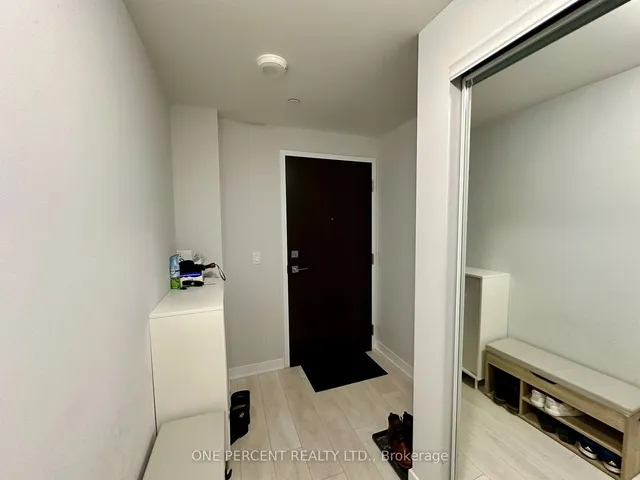 Additional image 11 of 2221 Yonge St Unit 3711