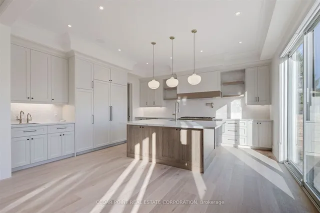 Additional image 8 of 15 Drury Lane