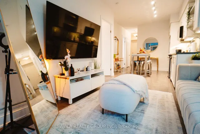 Additional image 27 of 525 Adelaide St Unit 1832