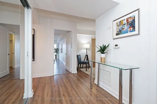 Additional image 7 of 225 Village Green Sq Unit 607