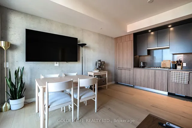 Additional image 6 of 81 Wellesley St Unit 1201