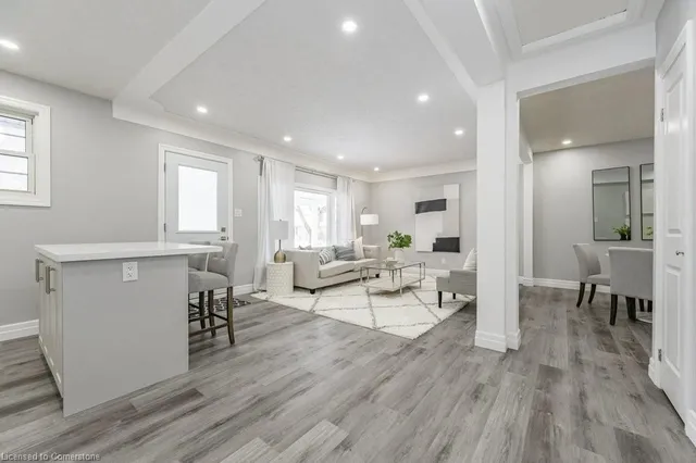 Additional image 5 of 75 Wilfred Ave