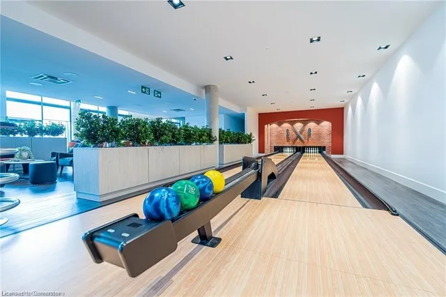 Additional image 8 of 15 Wellington St Unit 2201