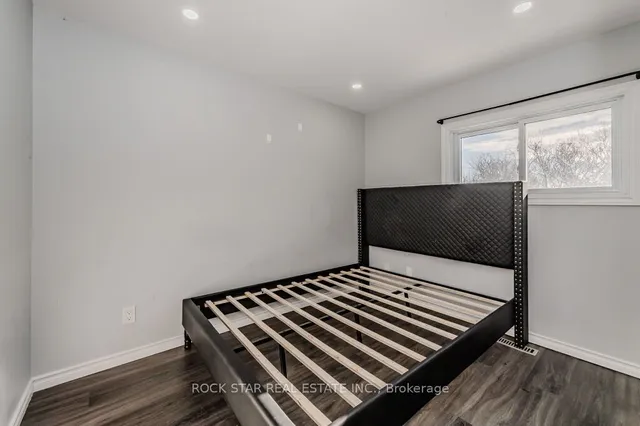 Additional image 16 of 77 Timberlane Cres