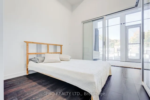 Additional image 16 of 2020 Bathurst St Unit 220