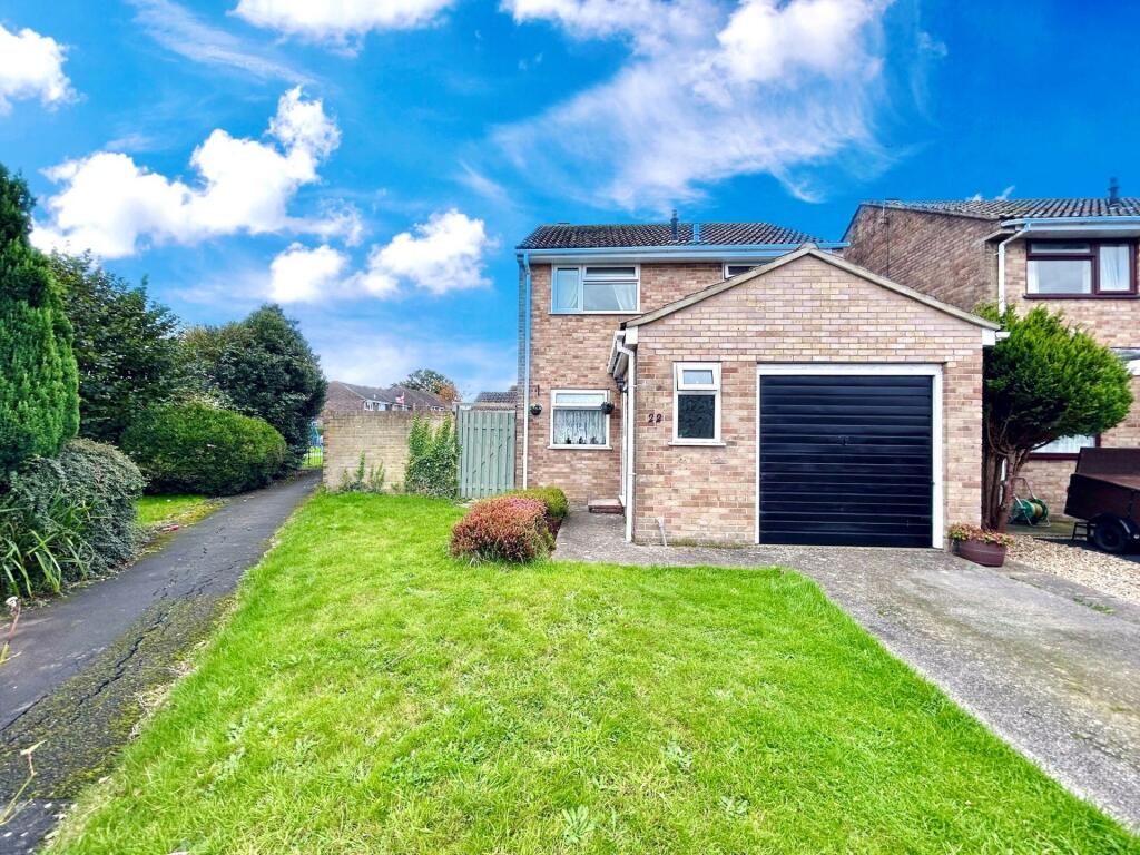 Trent Close, Yeovil, BA21
