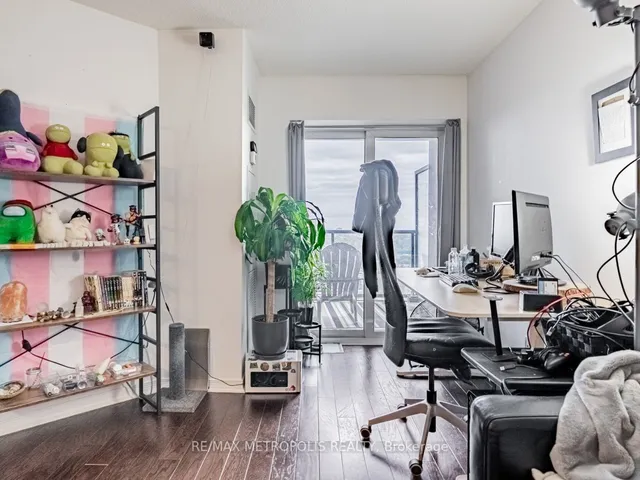 Additional image 13 of 60 Heintzman St Unit 1812