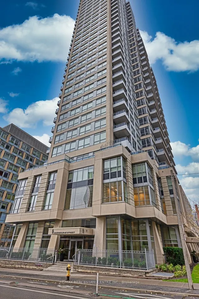 Additional image 39 of 500 Sherbourne St Unit 1301