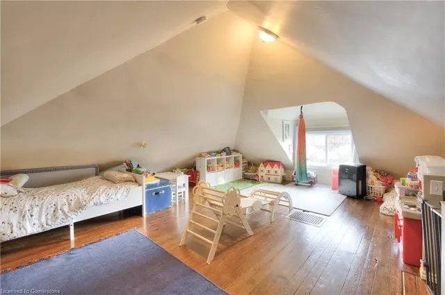 Additional image 20 of 134 Brubacher St