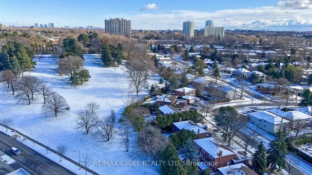 Additional image 18 of 18 Graydon Hall Dr Unit 1911