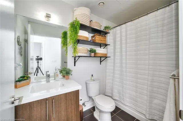 Additional image 18 of 85 Duke St Unit 205