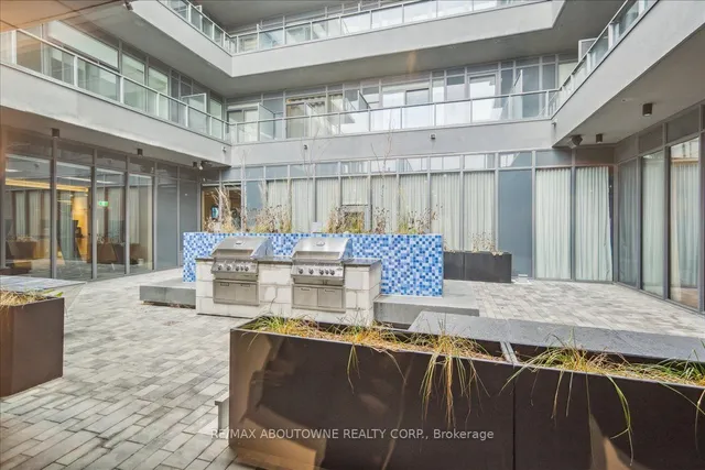 Additional image 37 of 500 Dupont St Unit 610