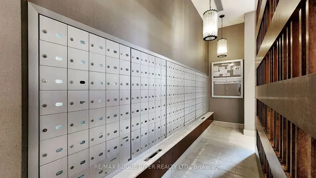 Additional image 36 of 18 Kenaston Gdns Unit 701