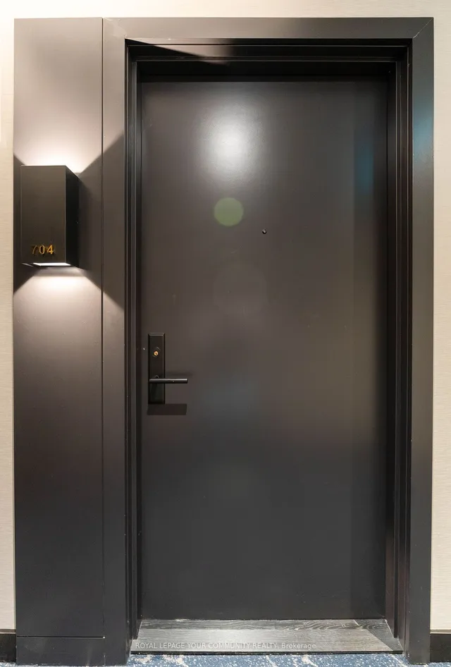 Additional image 15 of 500 Dupont St Unit 704