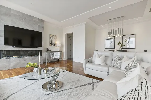 Additional image 11 of 183 Wellington St Unit 3802