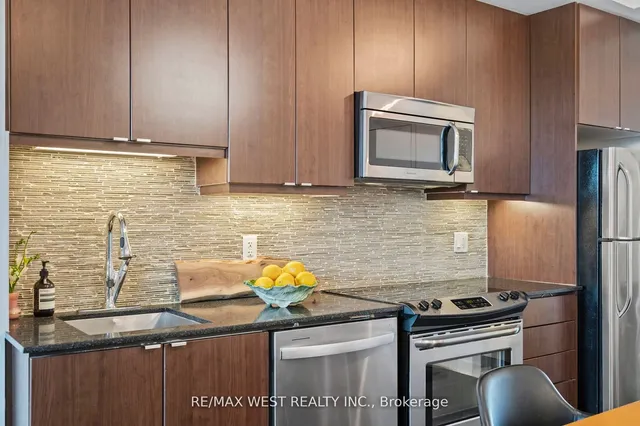 Additional image 5 of 1169 Queen St Unit 506