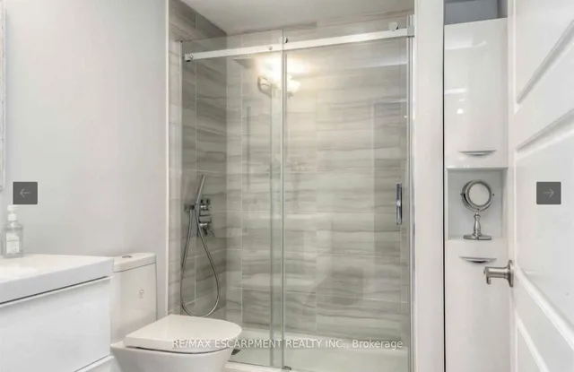 Additional image 14 of 5 Wake Robin Dr Unit 210