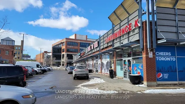 Additional image 30 of 49 East Liberty St Unit 2304